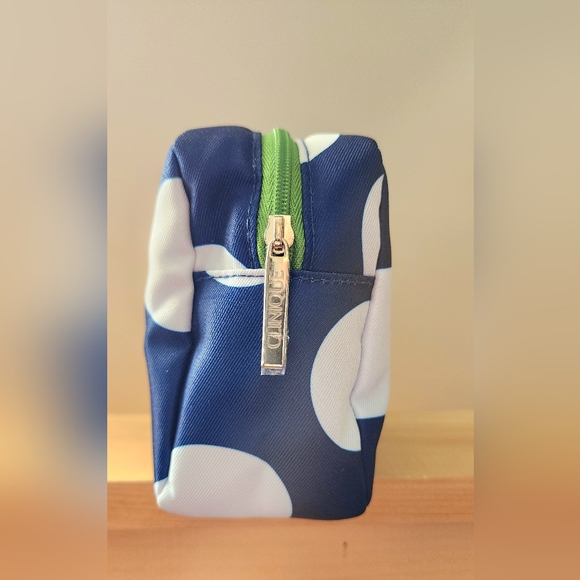 NWT Kate Spade & Clinique Cosmetic Bag - Picture 3 of 4